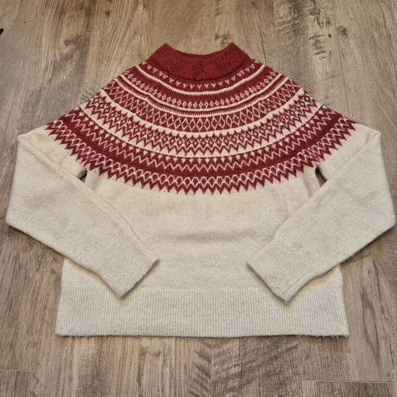 H&M Women's Soft Cream & Red Fair Isle Ski Cabincore Sweater Size XS-M - Picture 2 of 5